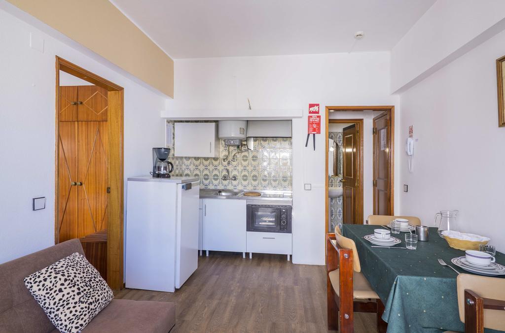 Rosamar Apartamentos Armacao de Pera Room photo